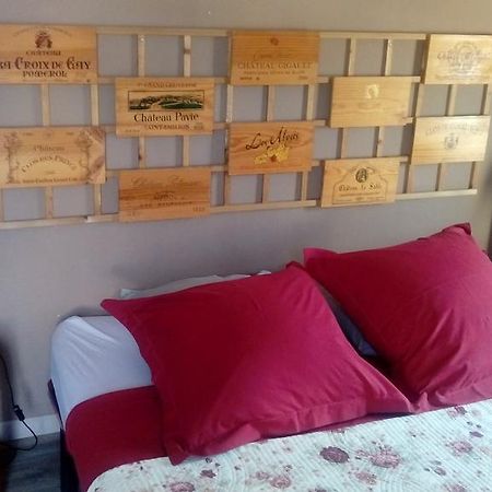 La Petite Madeleine Hotel Castillon-la-Bataille Eksteriør billede