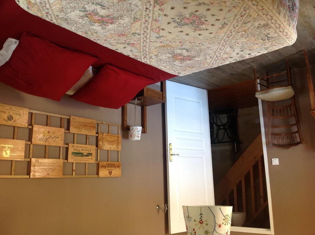La Petite Madeleine Hotel Castillon-la-Bataille Værelse billede