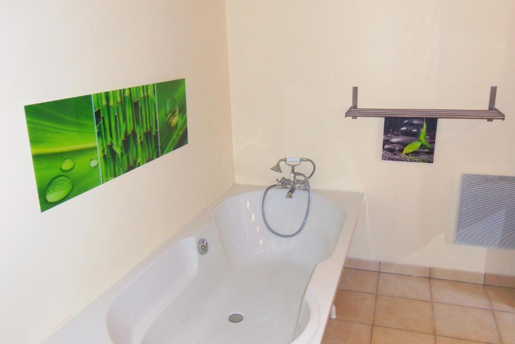 La Petite Madeleine Hotel Castillon-la-Bataille Værelse billede