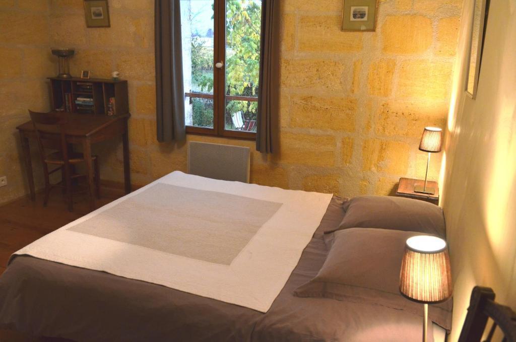 La Petite Madeleine Hotel Castillon-la-Bataille Værelse billede